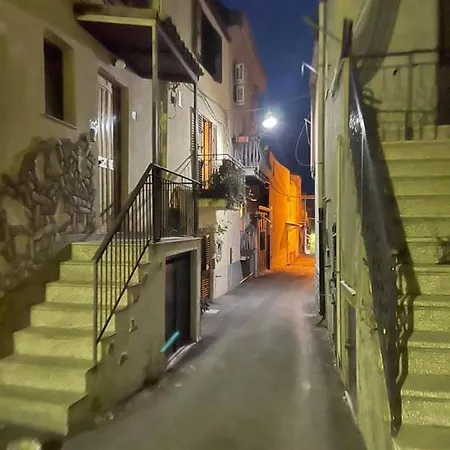 Casa Massaggio Thai Quarto em Acomodações Particulares *